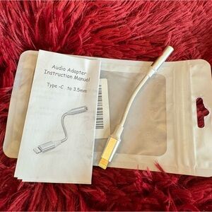 USB Type C to 3.5mm Female Headphone Jack AdapterUSB C to Aux Audio Dongle Cable